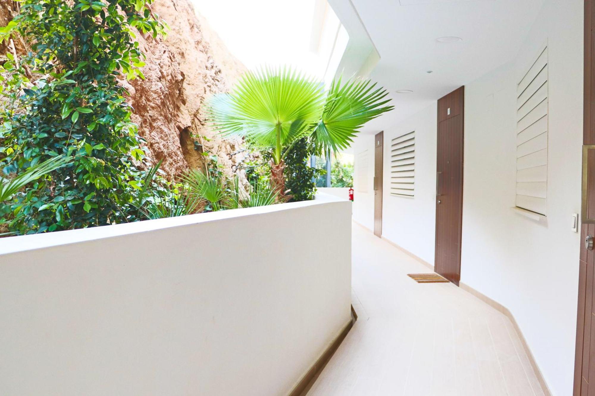 Fantastic Apartment In The Wave Just Steps From Carvajal Beach - Pool And Free Parking 丰希罗拉 外观 照片