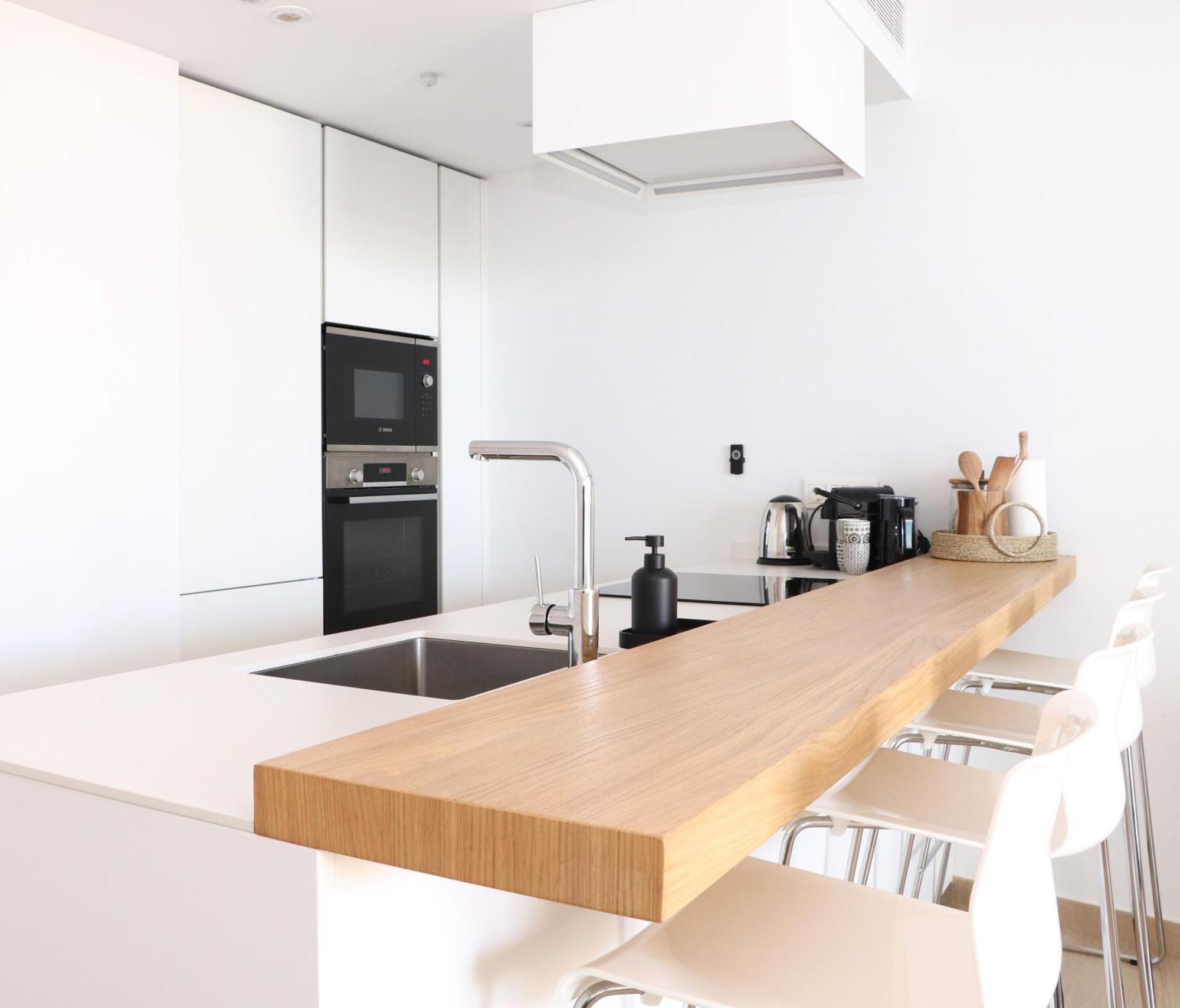 Fantastic Apartment In The Wave Just Steps From Carvajal Beach - Pool And Free Parking 丰希罗拉 外观 照片