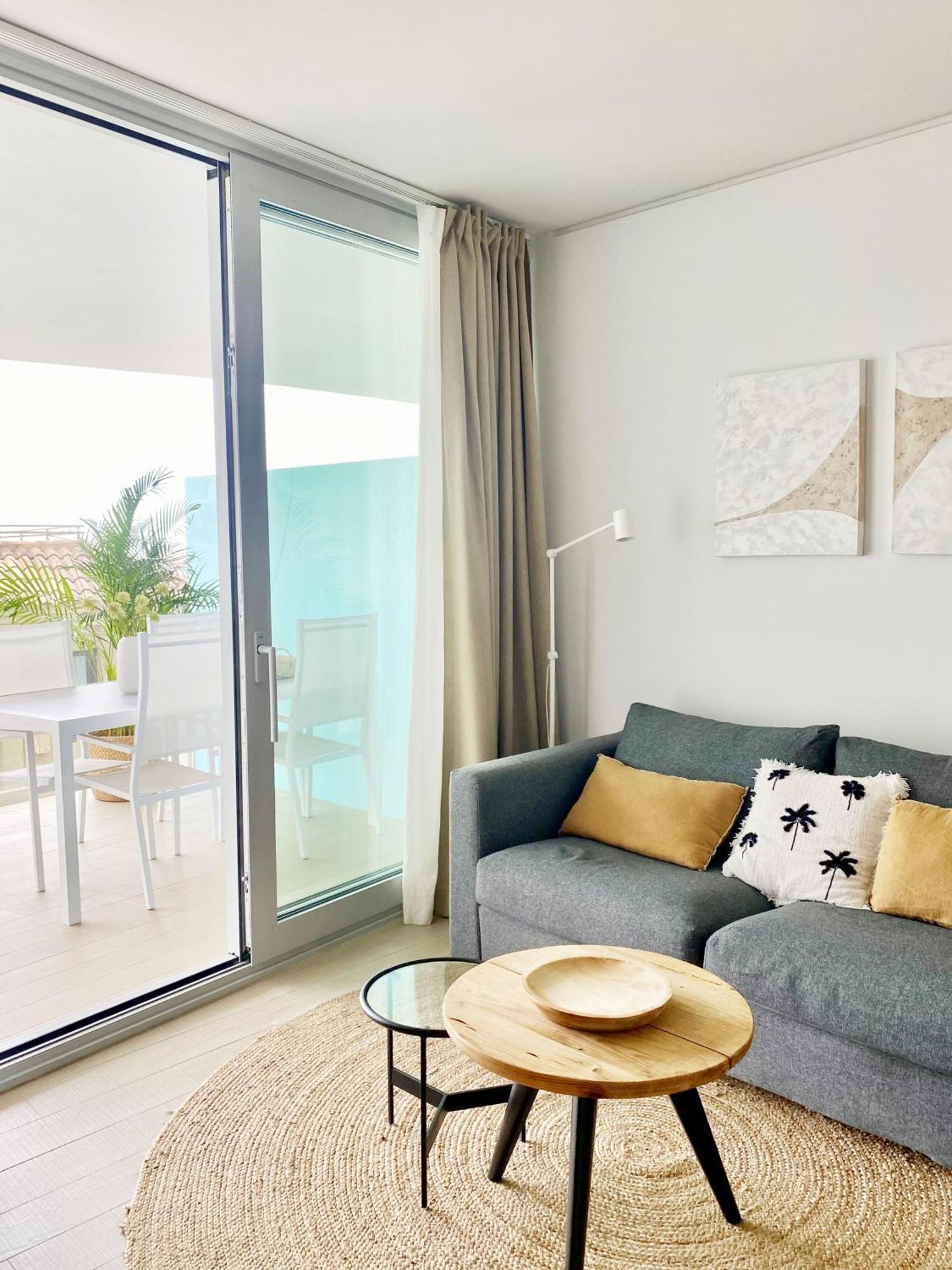 Fantastic Apartment In The Wave Just Steps From Carvajal Beach - Pool And Free Parking 丰希罗拉 外观 照片