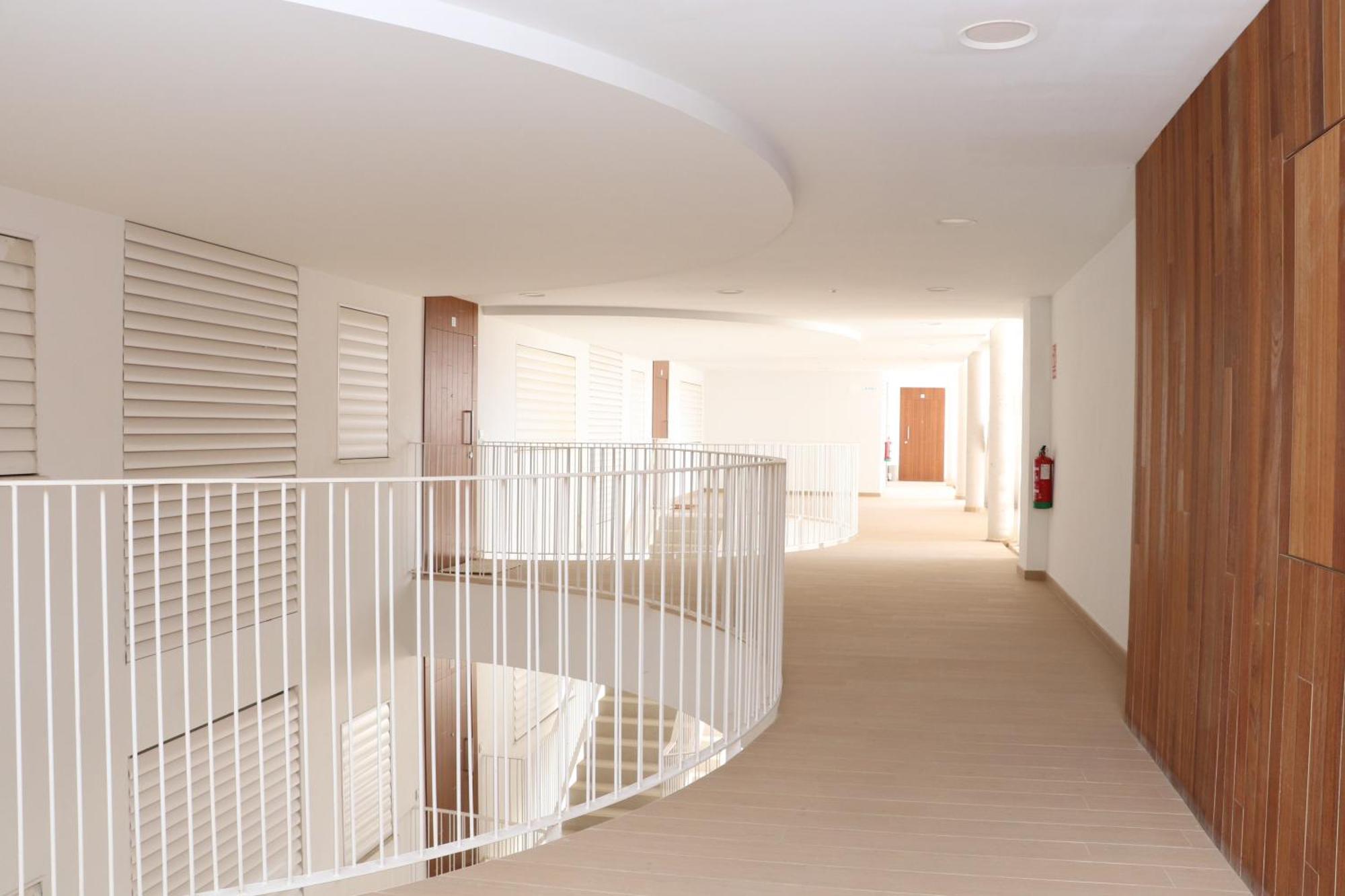 Fantastic Apartment In The Wave Just Steps From Carvajal Beach - Pool And Free Parking 丰希罗拉 外观 照片
